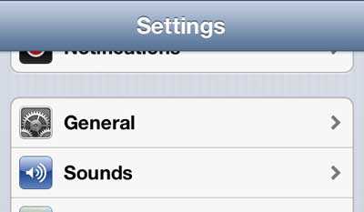 How to Reset the Home Screen on the iPhone 5 - 6