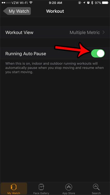 how to enable running auto pause on apple watch