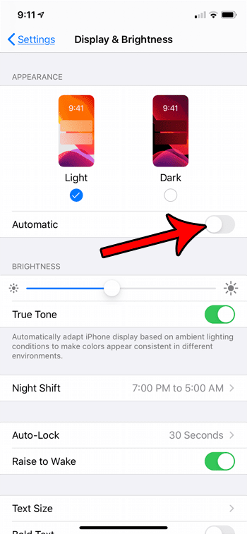 how to stop automatically switching between light and dark mode on an iPhone 11
