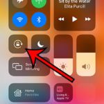 how to turn portrait orientation lock on or off on an iPhone