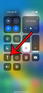 how to turn off flashlight on iPhone 14